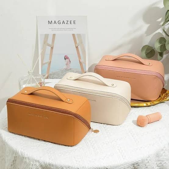 Elegant Cosmetic Vanity Bags