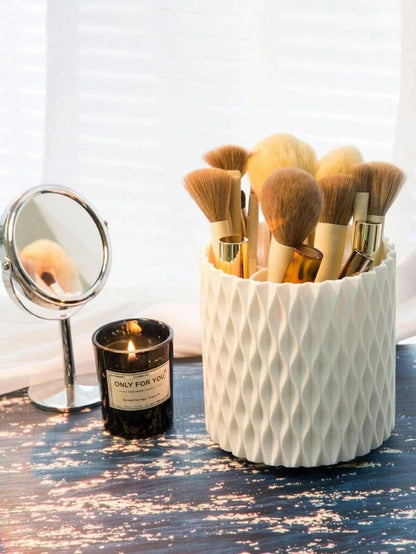 Rotating Cosmetic Brush Organizer – 360° Makeup Storage Holder